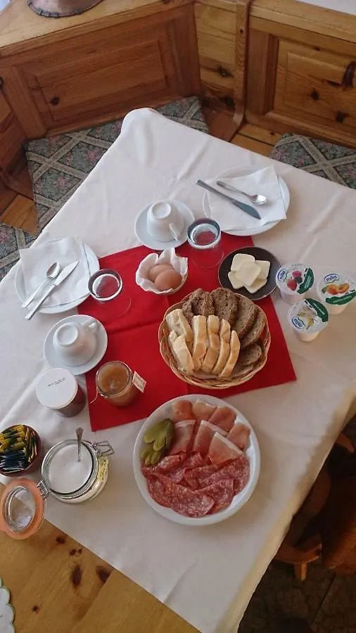 B&B Lo Scoiattolo Nebbiu İtalya